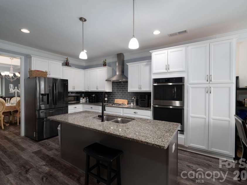 955 Robinson Road, Gastonia, NC 28056.  MLS# CAR4407272, YatesRealty ID 42590. 