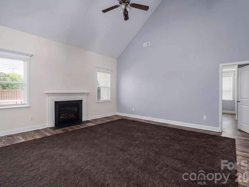 955 Robinson Road, Gastonia, NC 28056.  MLS# CAR4407272, YatesRealty ID 42590. 