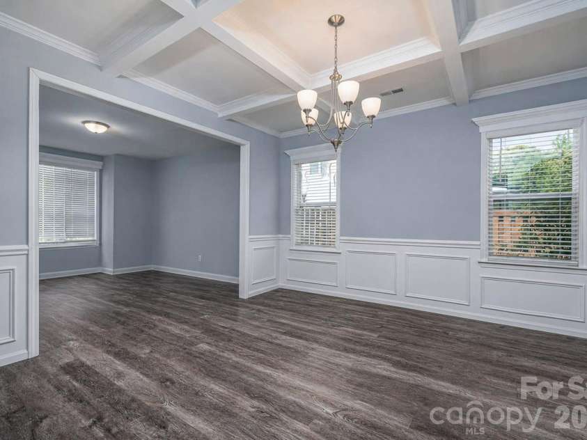 955 Robinson Road, Gastonia, NC 28056.  MLS# CAR4407272, YatesRealty ID 42590. 