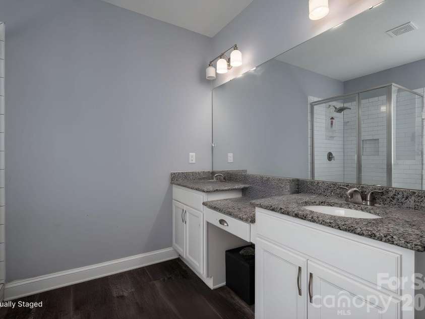955 Robinson Road, Gastonia, NC 28056.  MLS# CAR4407272, YatesRealty ID 42590. 