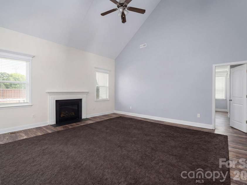 955 Robinson Road, Gastonia, NC 28056.  MLS# CAR4407272, YatesRealty ID 42590. 