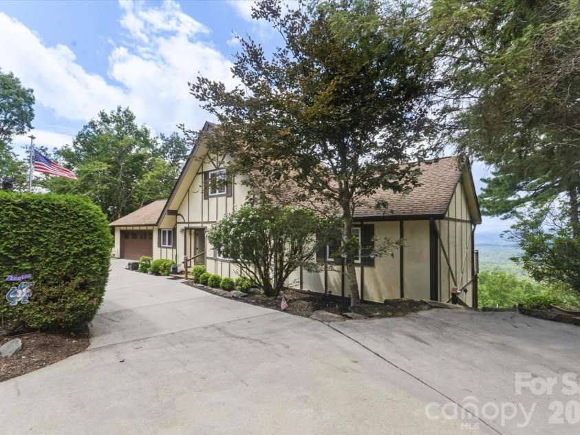 2484 Connestee Trail, Brevard, NC 28712.  MLS# CAR4410483, YatesRealty ID 42591. 