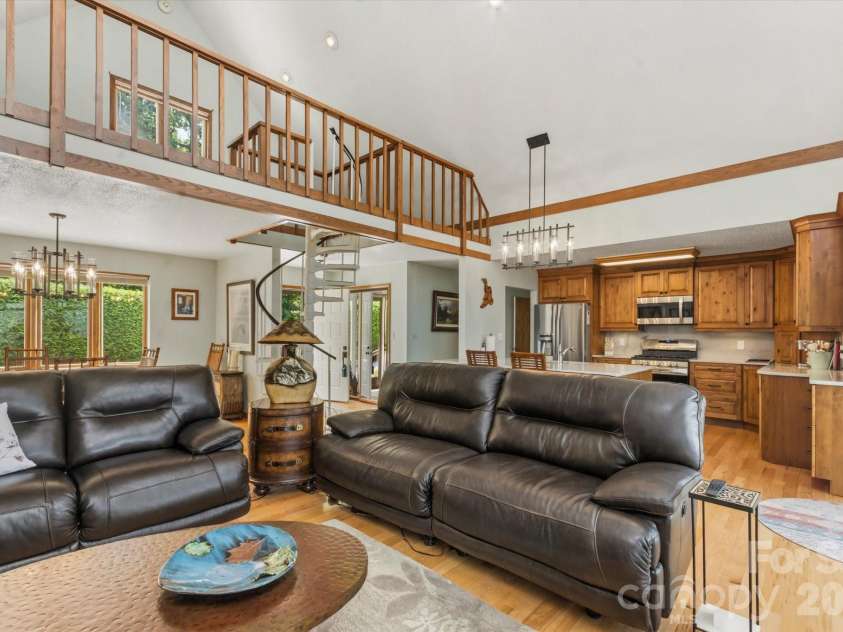 2484 Connestee Trail, Brevard, NC 28712.  MLS# CAR4410483, YatesRealty ID 42591. 