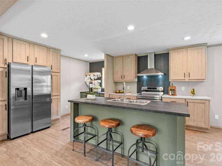 1080 Memorial Highway, Harmony, NC 28634.  MLS# CAR4404711, YatesRealty ID 42593. 