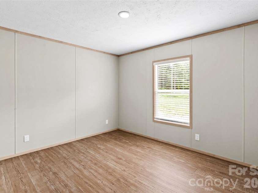 1080 Memorial Highway, Harmony, NC 28634.  MLS# CAR4404711, YatesRealty ID 42593. 