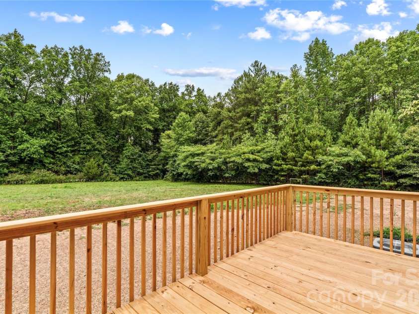 1080 Memorial Highway, Harmony, NC 28634.  MLS# CAR4404711, YatesRealty ID 42593. 