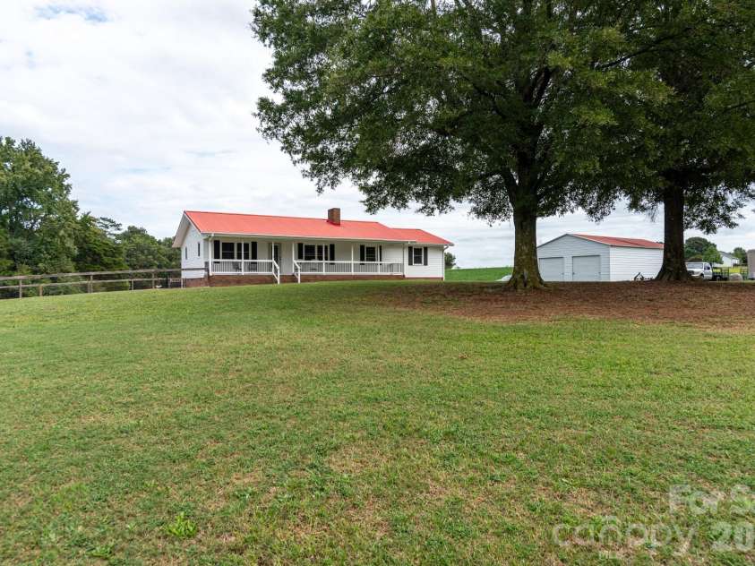 4505 Highway 218 Highway, Monroe, NC 28110.  MLS# CAR4403372, YatesRealty ID 42594. 