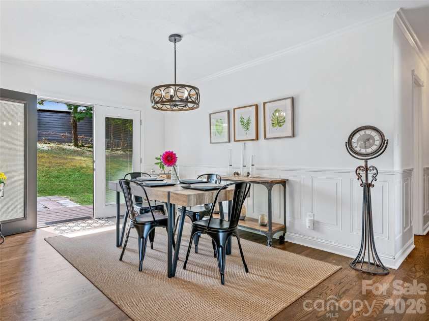 7 Southwicke Drive, Arden, NC 28704.  MLS# CAR4410786, YatesRealty ID 42599. 