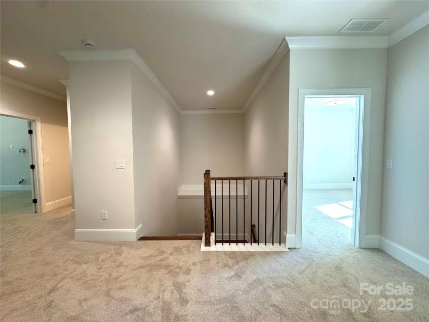 125 Crestview Lane, Troutman, NC 28166.  MLS# CAR4281585, YatesRealty ID 426. 