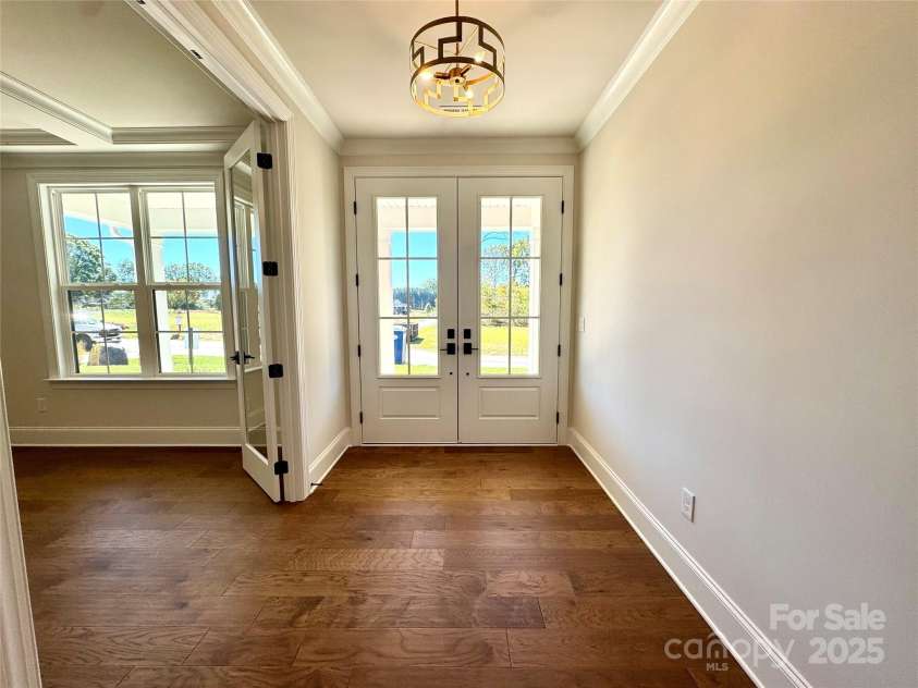 125 Crestview Lane, Troutman, NC 28166.  MLS# CAR4281585, YatesRealty ID 426. 