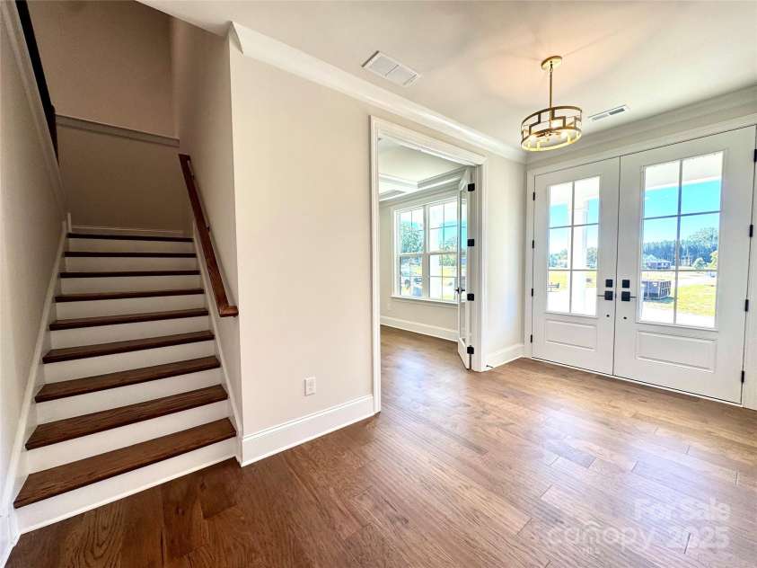 125 Crestview Lane, Troutman, NC 28166.  MLS# CAR4281585, YatesRealty ID 426. 