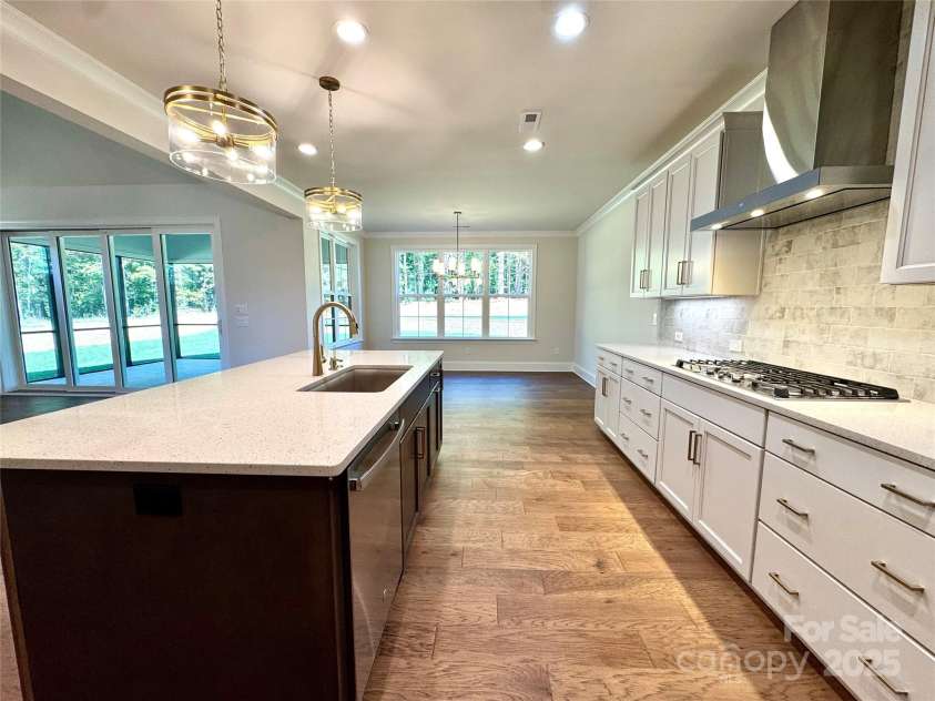 125 Crestview Lane, Troutman, NC 28166.  MLS# CAR4281585, YatesRealty ID 426. 