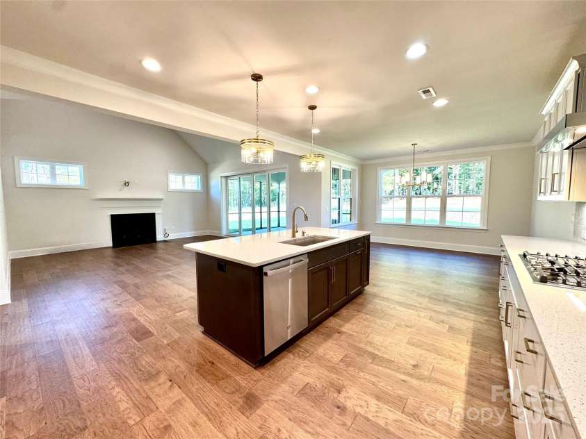 125 Crestview Lane, Troutman, NC 28166.  MLS# CAR4281585, YatesRealty ID 426. 