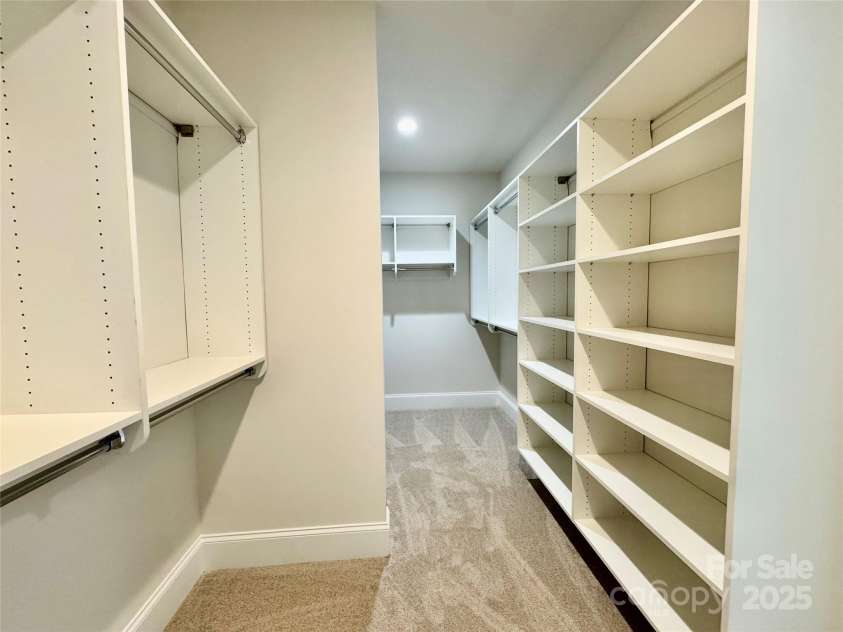 125 Crestview Lane, Troutman, NC 28166.  MLS# CAR4281585, YatesRealty ID 426. 