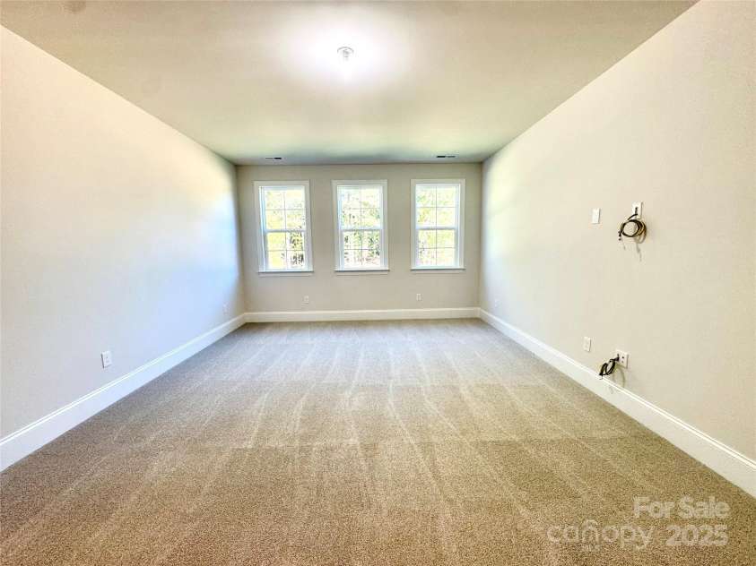 125 Crestview Lane, Troutman, NC 28166.  MLS# CAR4281585, YatesRealty ID 426. 