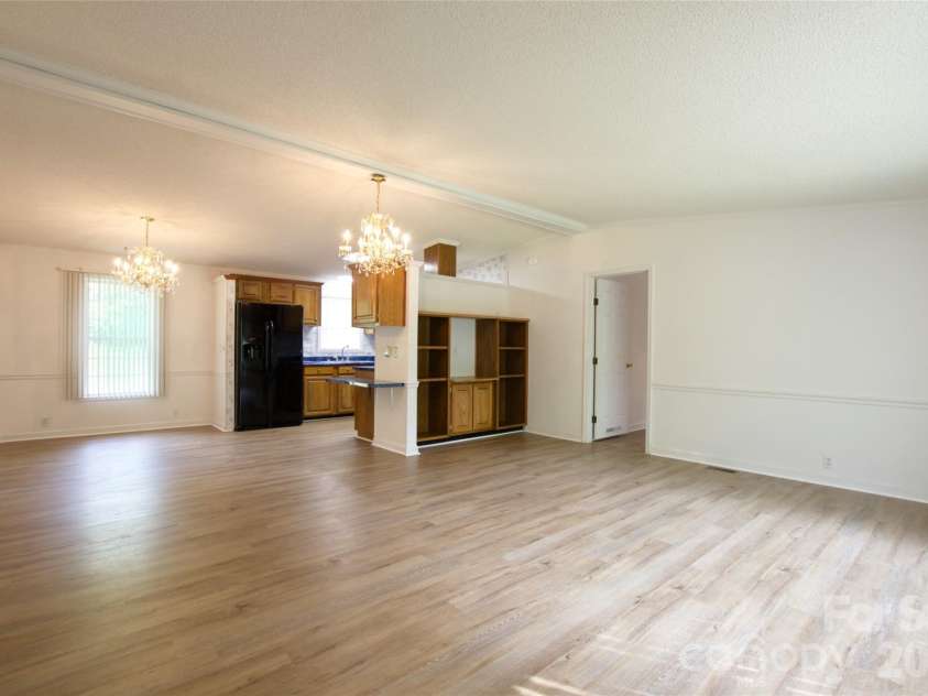 150 Orindawood Road, McConnells, SC 29726.  MLS# CAR4333336, YatesRealty ID 4260. Family Room
