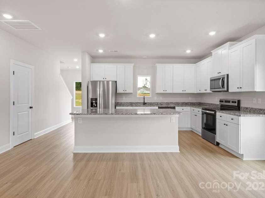 4124 Bolo Drive, Charlotte, NC 28215.  MLS# CAR4329029, YatesRealty ID 4260. 