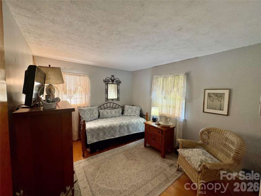 11 Thornberry Drive, Alexander, NC 28701.  MLS# CAR4412577, YatesRealty ID 42601. 