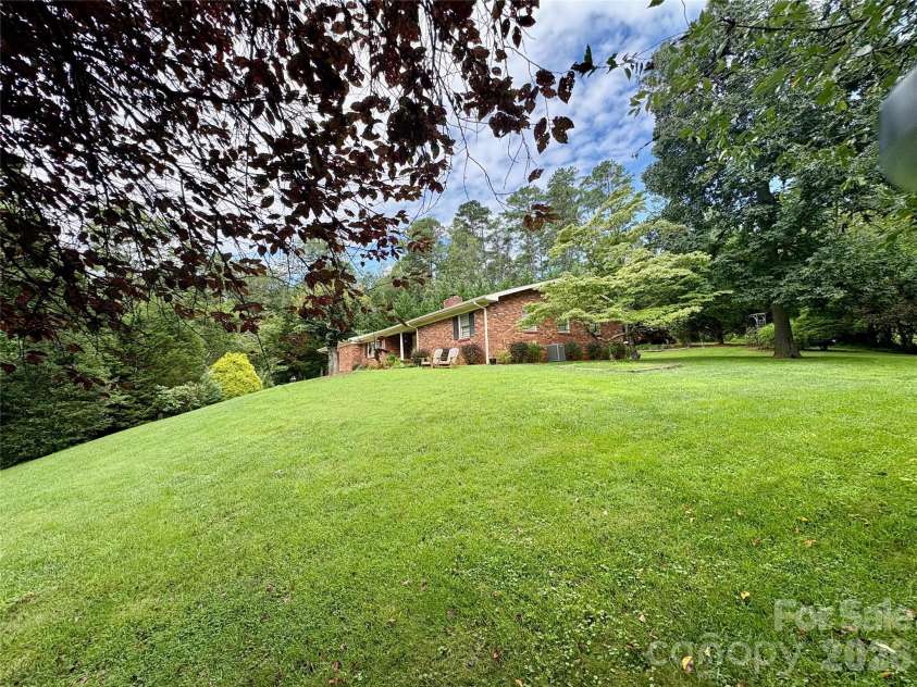 11 Thornberry Drive, Alexander, NC 28701.  MLS# CAR4412577, YatesRealty ID 42601. 