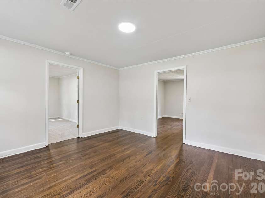 1001 Allison Drive, Shelby, NC 28150.  MLS# CAR4412560, YatesRealty ID 42602. 