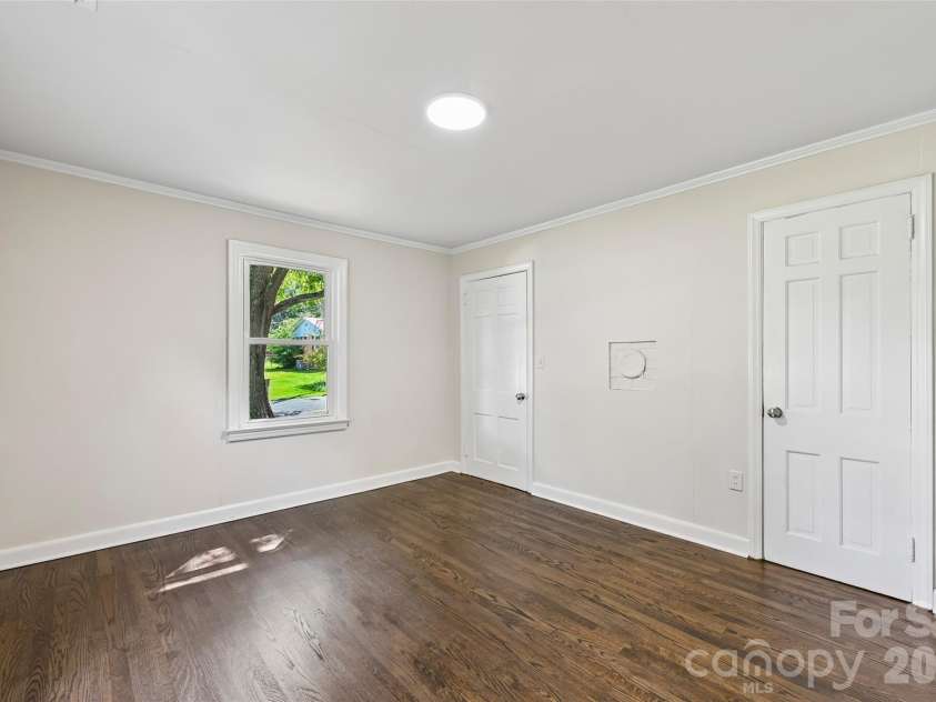 1001 Allison Drive, Shelby, NC 28150.  MLS# CAR4412560, YatesRealty ID 42602. 
