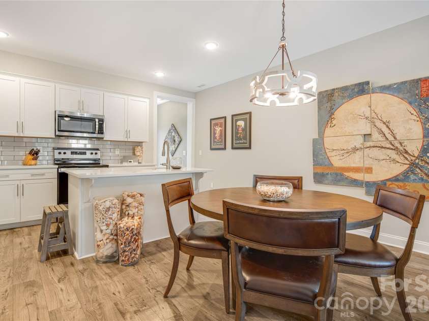30 Walnut Springs Drive, Asheville, NC 28804.  MLS# CAR4411340, YatesRealty ID 42604. 