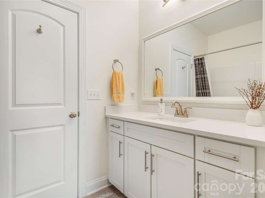 30 Walnut Springs Drive, Asheville, NC 28804.  MLS# CAR4411340, YatesRealty ID 42604. 