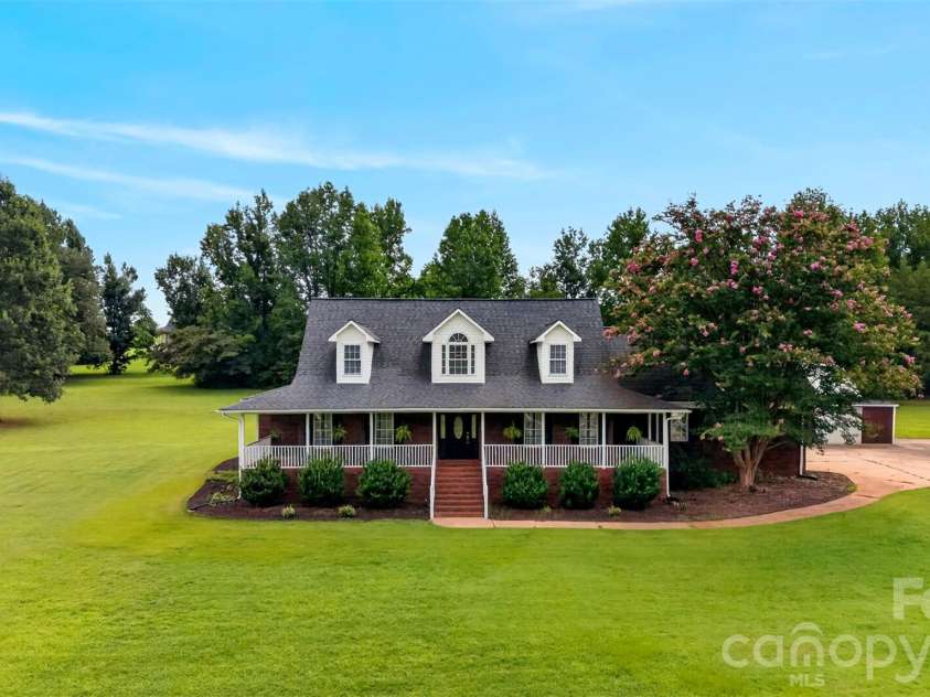 1510 Green River Road, Gaffney, SC 29341.  MLS# CAR4412301, YatesRealty ID 42605. 