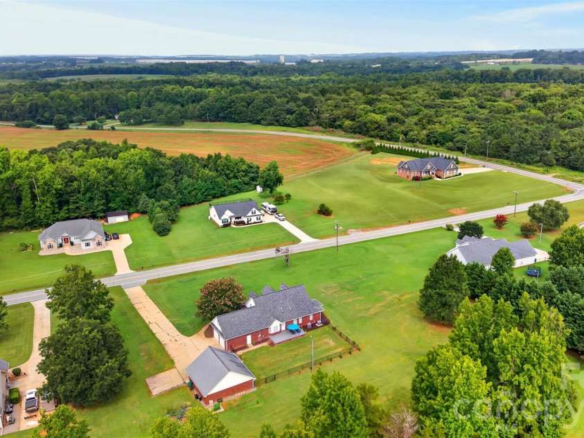 1510 Green River Road, Gaffney, SC 29341.  MLS# CAR4412301, YatesRealty ID 42605. 