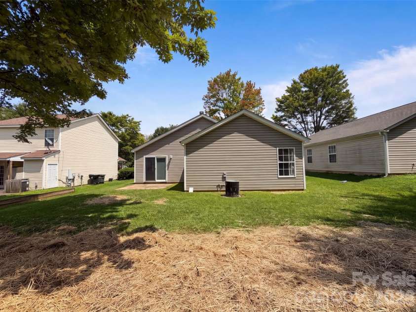 440 First Turn Court, Concord, NC 28025.  MLS# CAR4412676, YatesRealty ID 42606. 