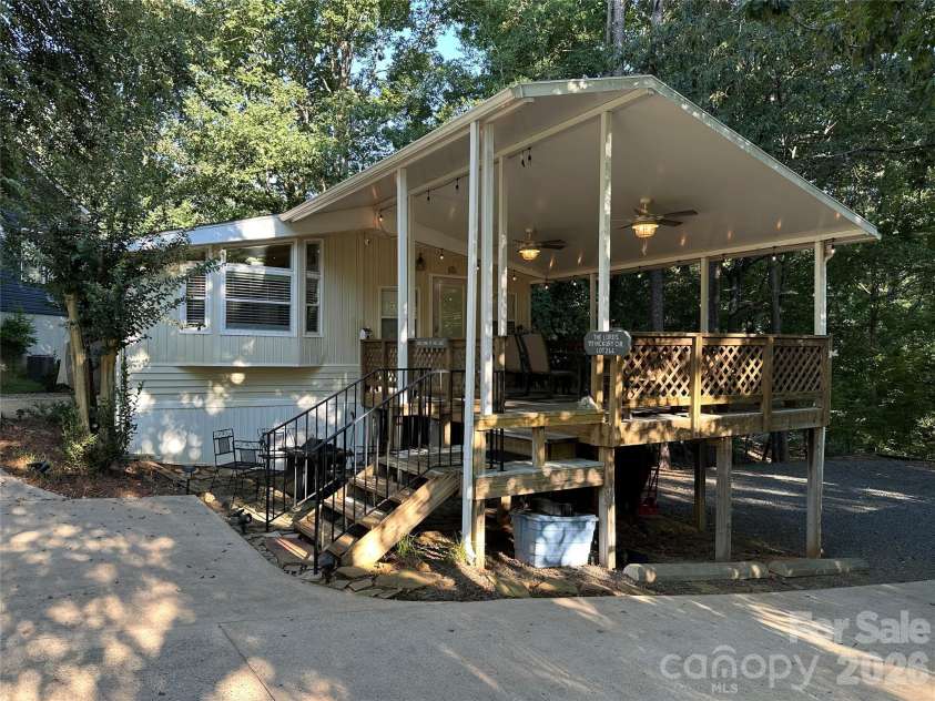 111 Hickory Circle, New London, NC 28127.  MLS# CAR4410881, YatesRealty ID 42607. 