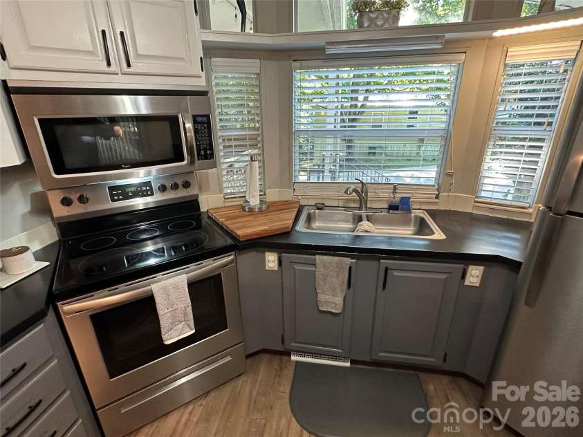 111 Hickory Circle, New London, NC 28127.  MLS# CAR4410881, YatesRealty ID 42607. 