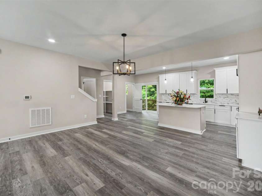5200 Morning Dove Court, Gastonia, NC 28052.  MLS# CAR4414825, YatesRealty ID 42608. 