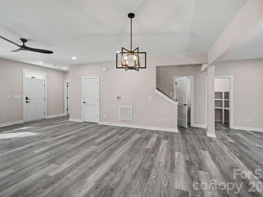5200 Morning Dove Court, Gastonia, NC 28052.  MLS# CAR4414825, YatesRealty ID 42608. 