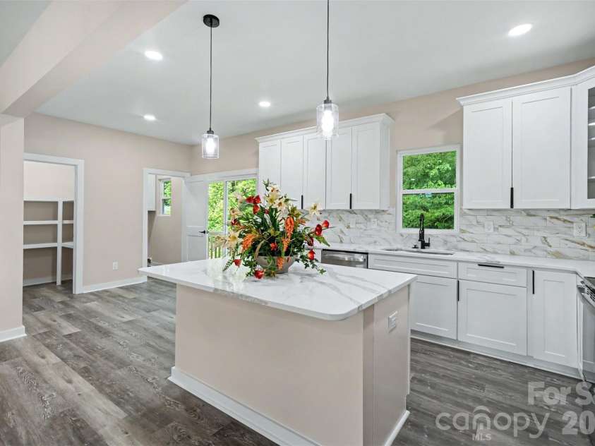 5200 Morning Dove Court, Gastonia, NC 28052.  MLS# CAR4414825, YatesRealty ID 42608. 