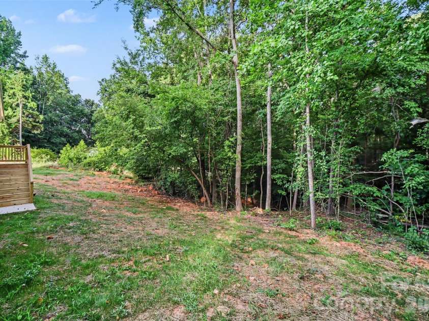 5200 Morning Dove Court, Gastonia, NC 28052.  MLS# CAR4414825, YatesRealty ID 42608. 
