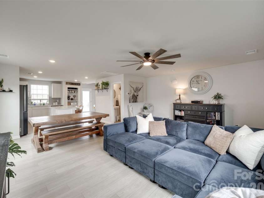 1208 Old Fort Drive, Edgemoor, SC 29712.  MLS# CAR4408976, YatesRealty ID 42609. 