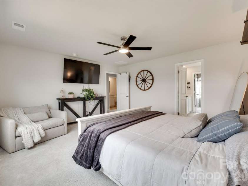 1208 Old Fort Drive, Edgemoor, SC 29712.  MLS# CAR4408976, YatesRealty ID 42609. 