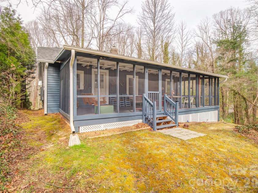 99 Salisbury Avenue, Saluda, NC 28873.  MLS# CAR4357174, YatesRealty ID 4261. 