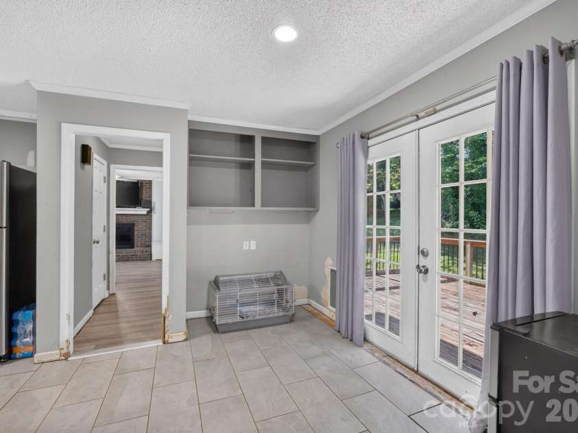 102 Carabelle Circle, Salisbury, NC 28144.  MLS# CAR4405094, YatesRealty ID 42612. 