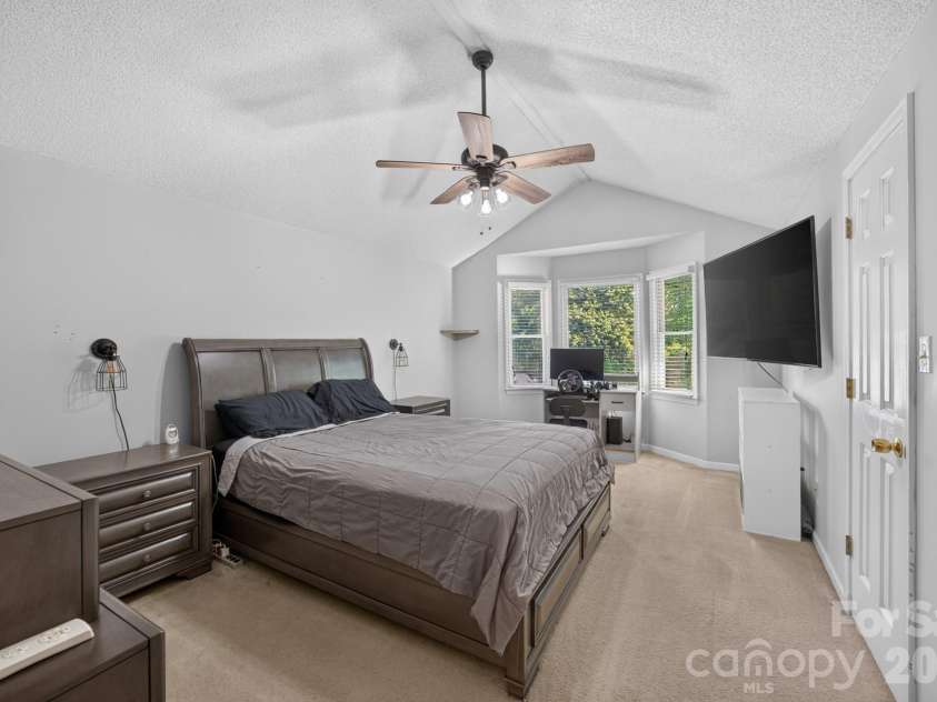 102 Carabelle Circle, Salisbury, NC 28144.  MLS# CAR4405094, YatesRealty ID 42612. 