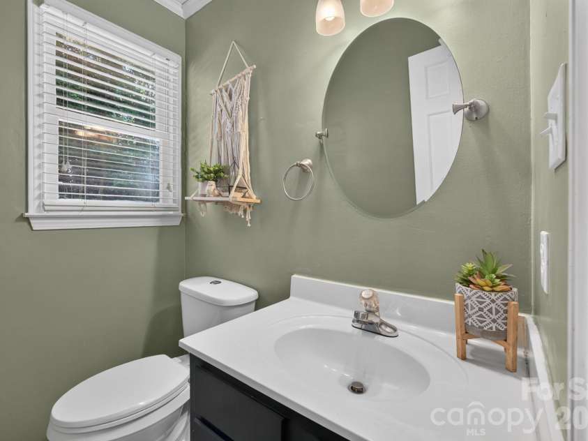 102 Carabelle Circle, Salisbury, NC 28144.  MLS# CAR4405094, YatesRealty ID 42612. 