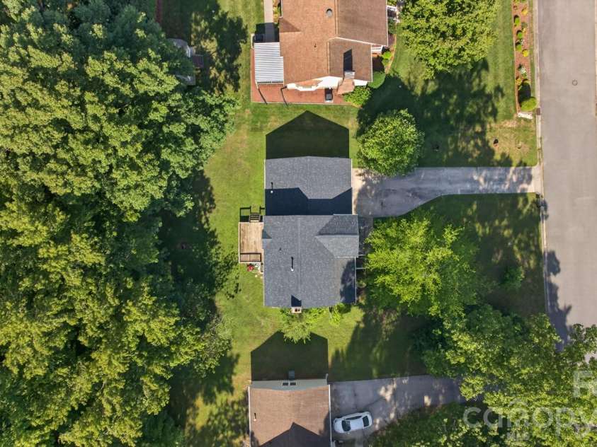 102 Carabelle Circle, Salisbury, NC 28144.  MLS# CAR4405094, YatesRealty ID 42612. 