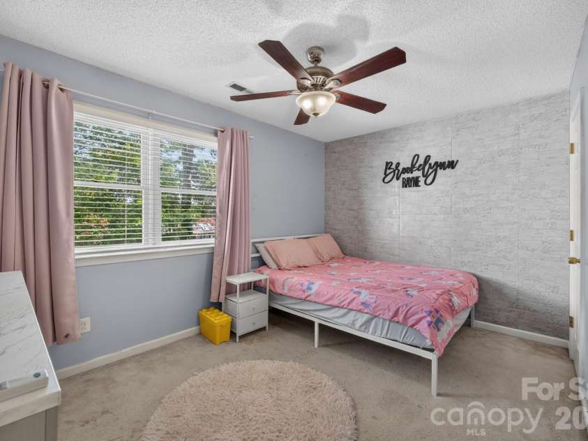 102 Carabelle Circle, Salisbury, NC 28144.  MLS# CAR4405094, YatesRealty ID 42612. 