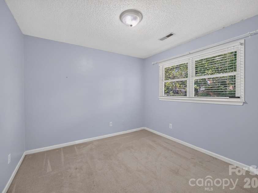 102 Carabelle Circle, Salisbury, NC 28144.  MLS# CAR4405094, YatesRealty ID 42612. 