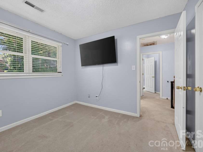 102 Carabelle Circle, Salisbury, NC 28144.  MLS# CAR4405094, YatesRealty ID 42612. 