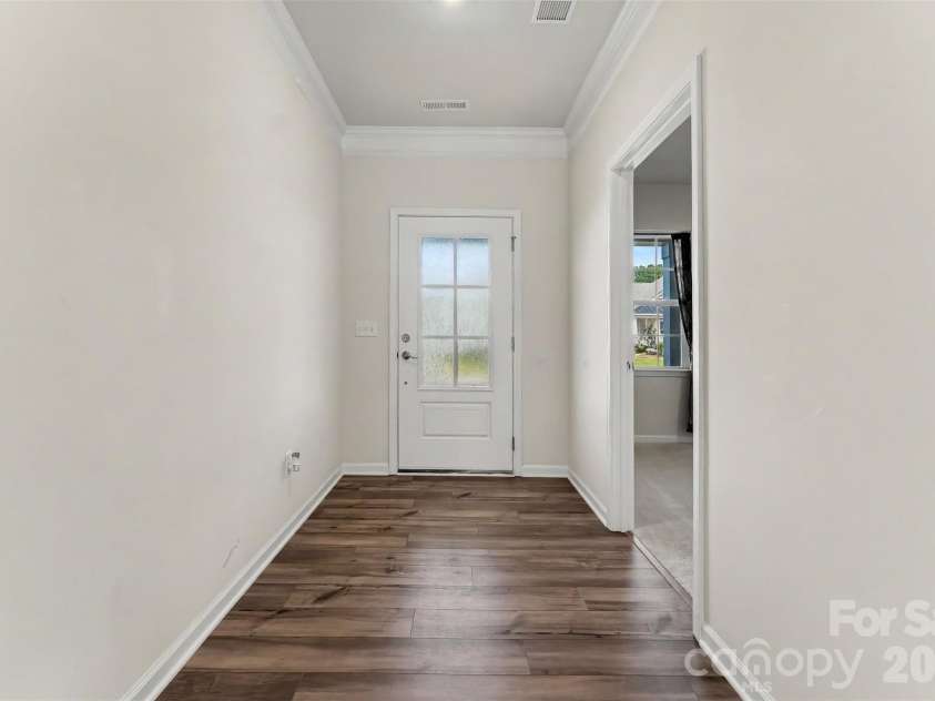 187 White Apple Way, Statesville, NC 28625.  MLS# CAR4410841, YatesRealty ID 42613. 