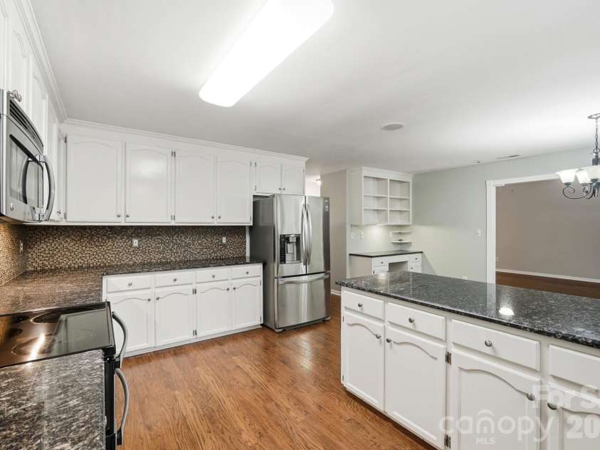 359 Linsbury Court, Gastonia, NC 28056.  MLS# CAR4411609, YatesRealty ID 42614. 