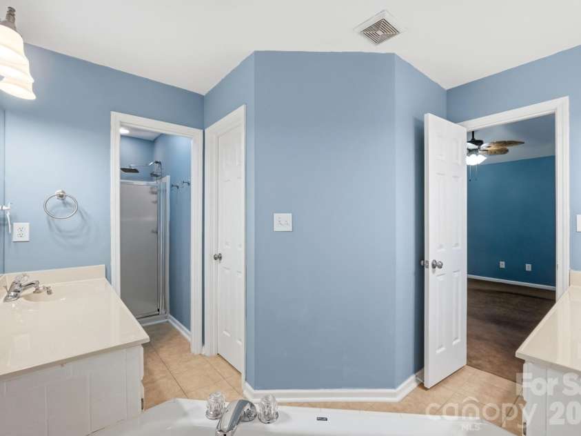 359 Linsbury Court, Gastonia, NC 28056.  MLS# CAR4411609, YatesRealty ID 42614. 