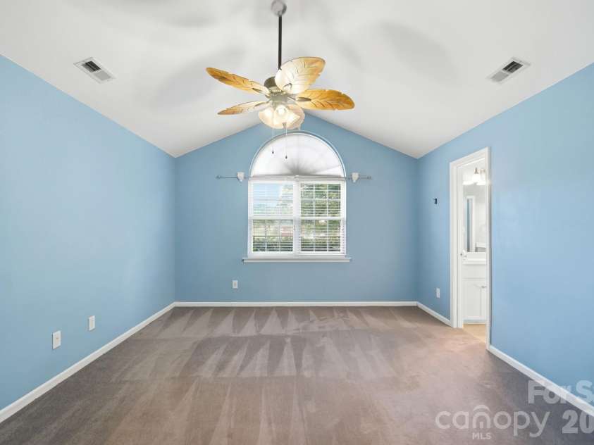 359 Linsbury Court, Gastonia, NC 28056.  MLS# CAR4411609, YatesRealty ID 42614. 